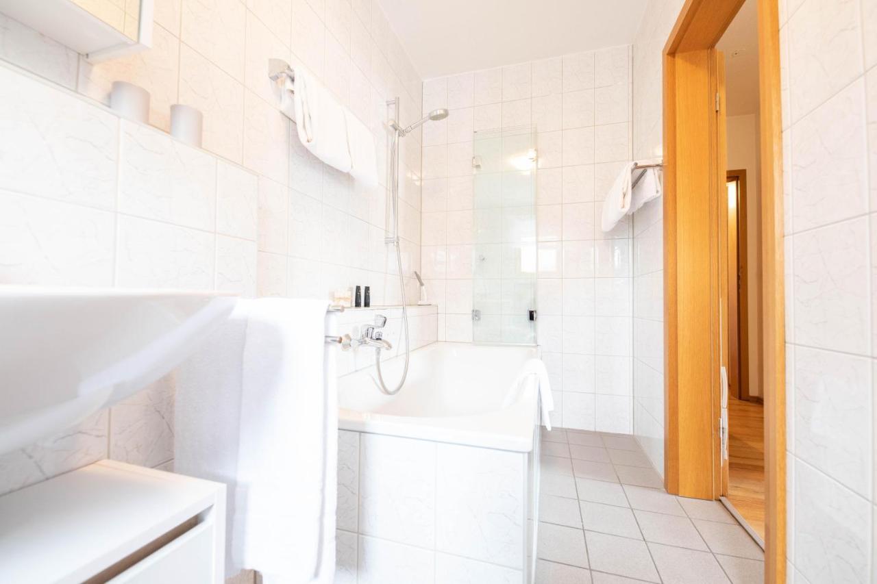 Werdenfels Apartment การ์มิช-พาร์เทนเคียร์เชน ภายนอก รูปภาพ